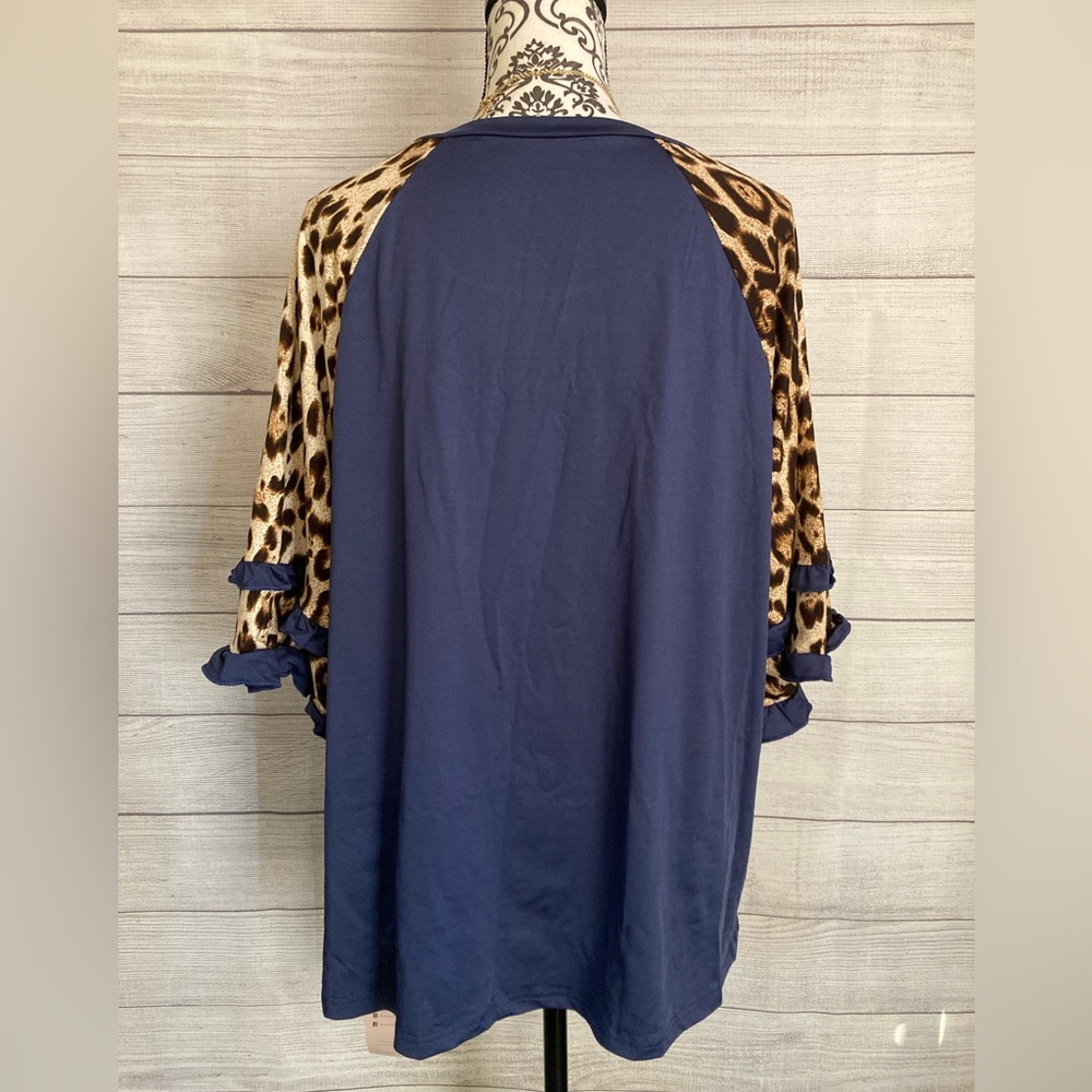 EMERY ROSE | NWT Women’s Leopard 3/4 Ruffle Sleeve Navy Blue Blouse - Picture 4 of 8
